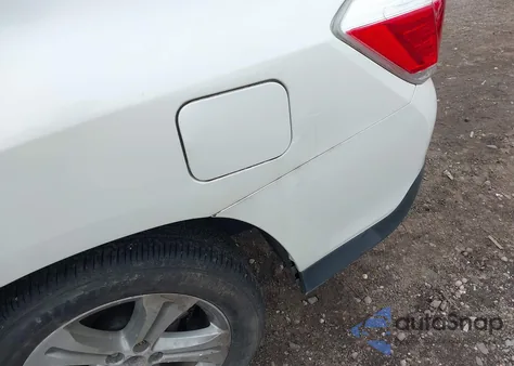 2013 Toyota Highlander Limited V6 z USA, uszkodzony, nr VIN 5TDDK3EH9DS266387